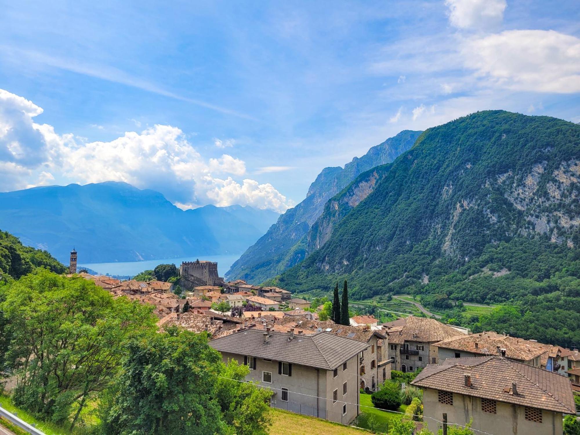 Infinity View Garda Lake Tenno Exteriör bild