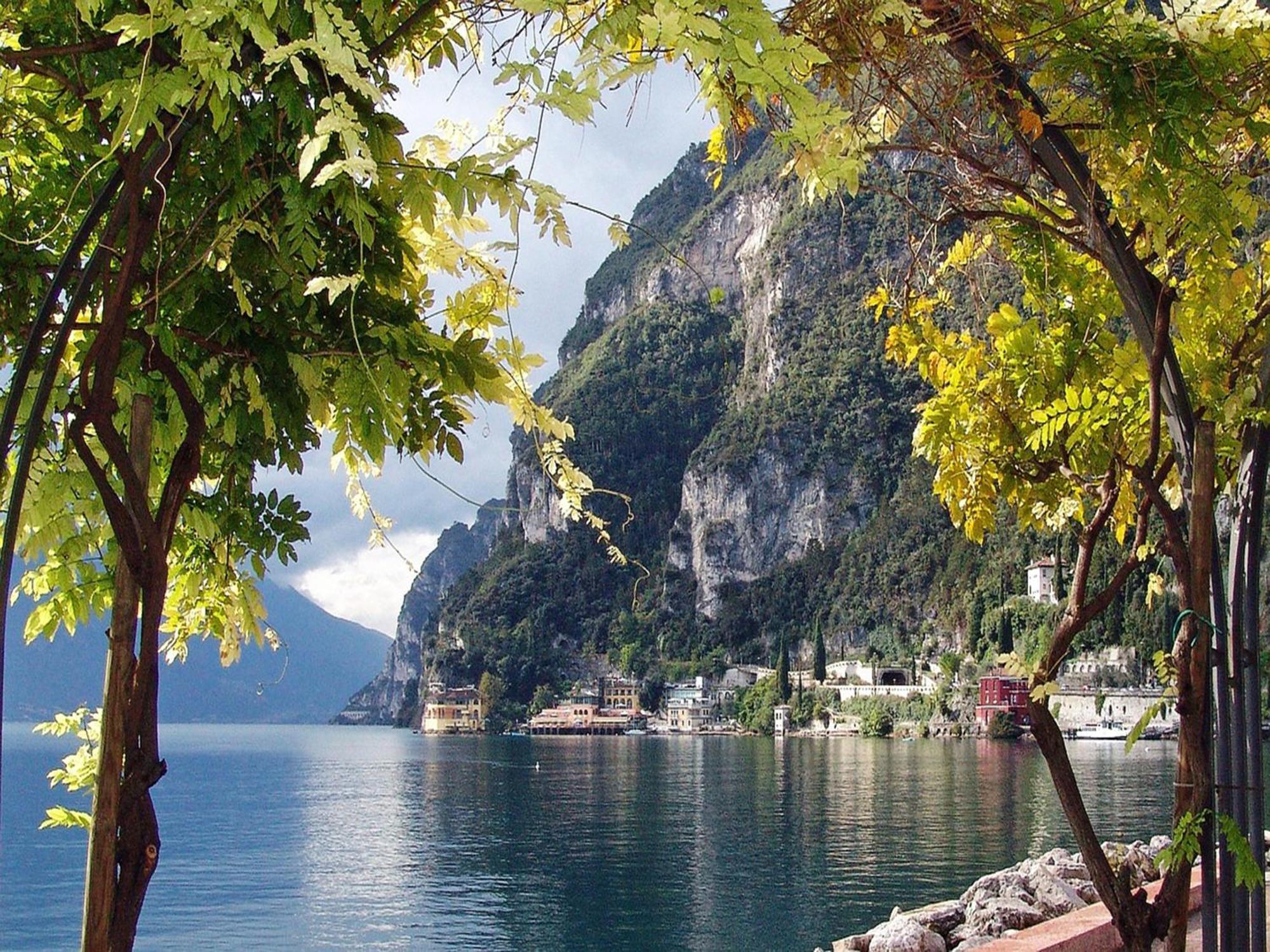 Infinity View Garda Lake Tenno Exteriör bild