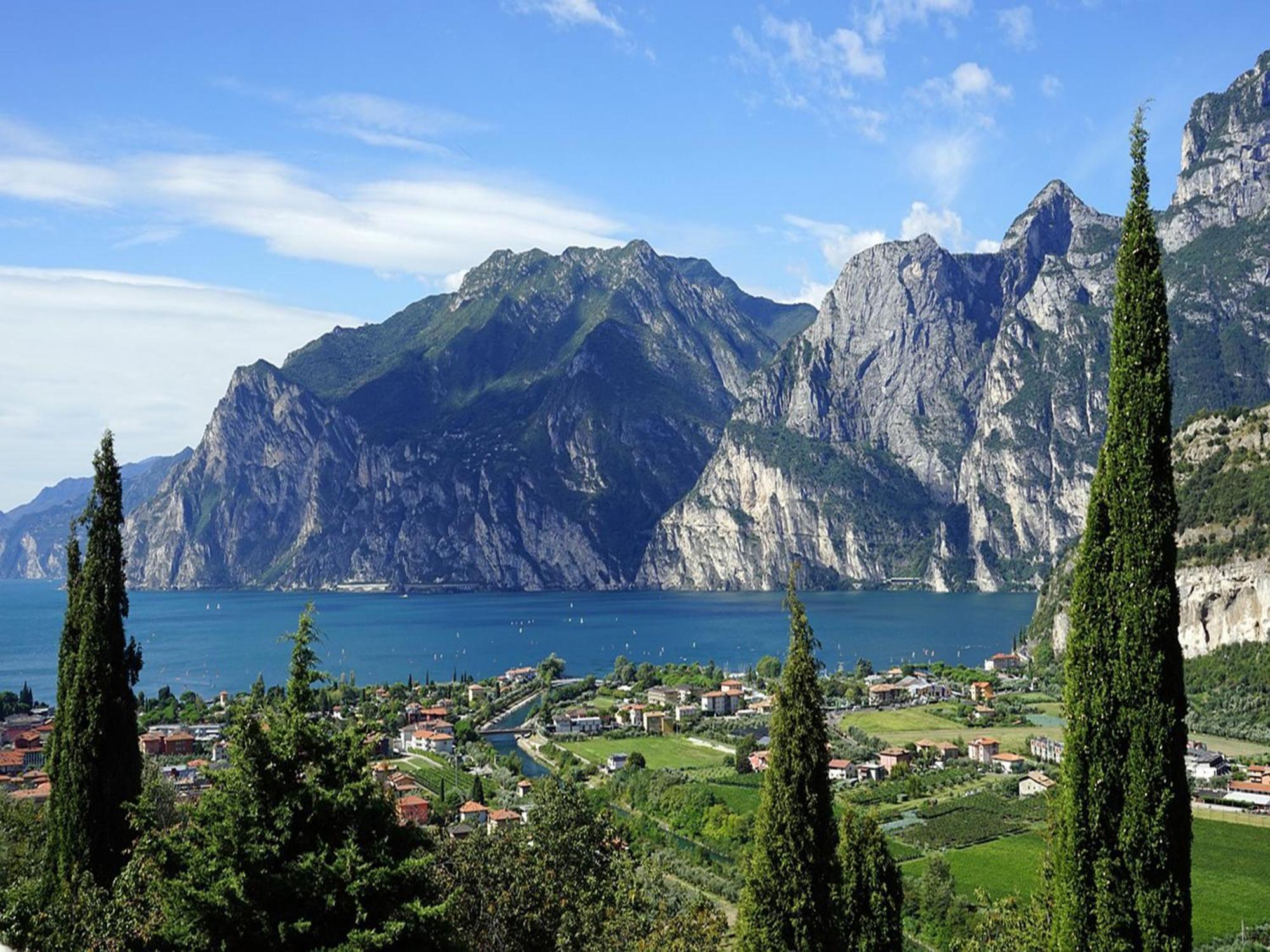 Infinity View Garda Lake Tenno Exteriör bild