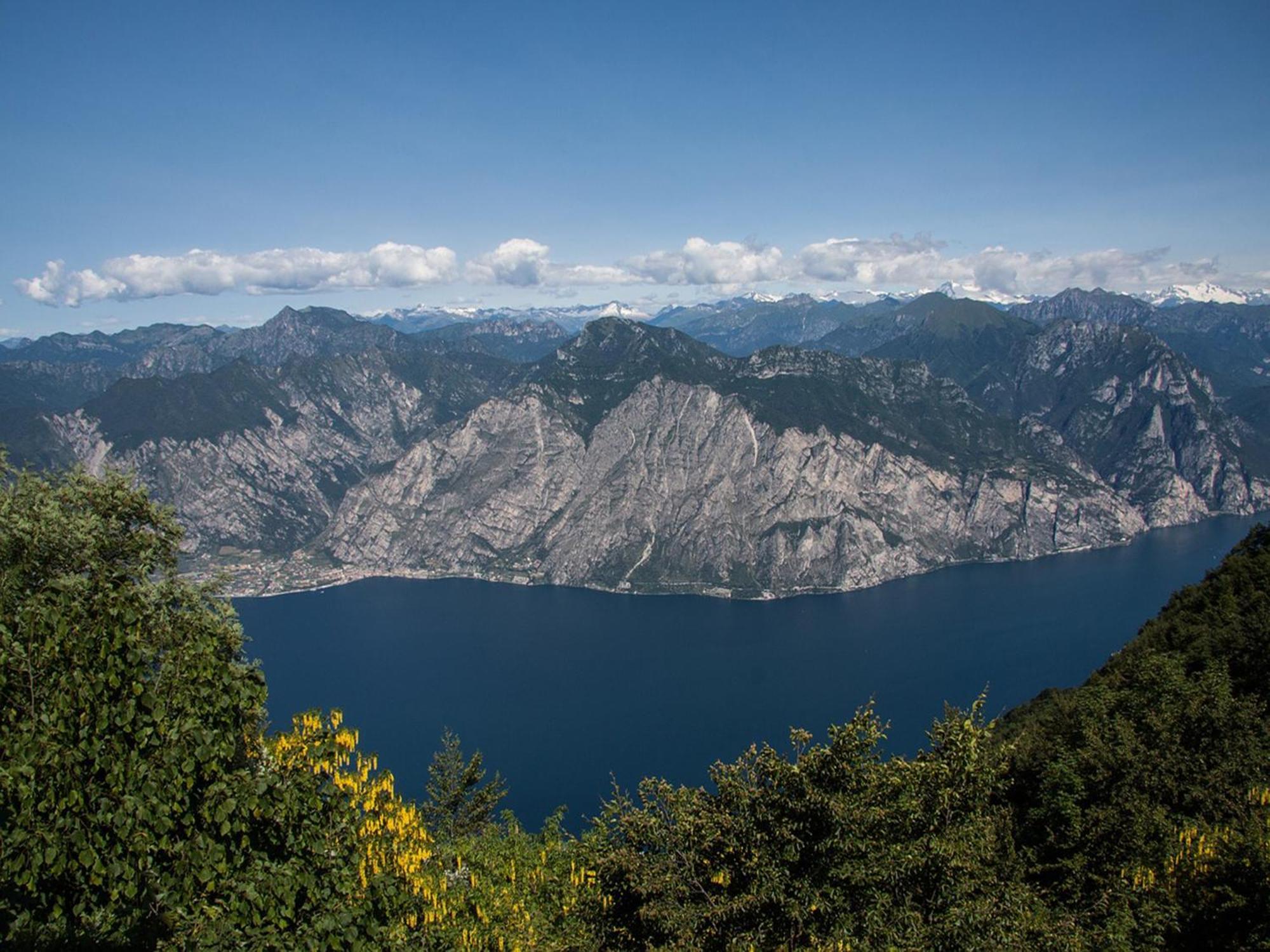 Infinity View Garda Lake Tenno Exteriör bild