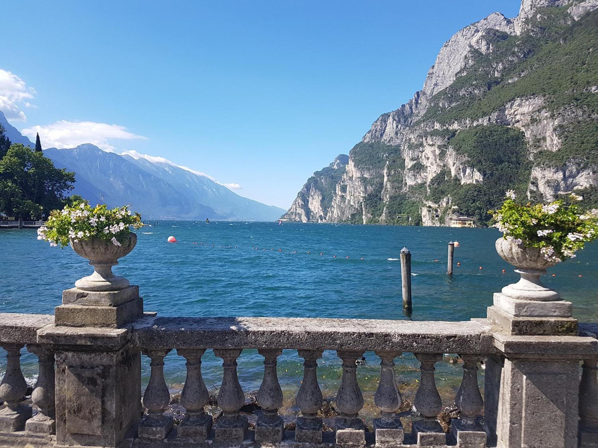 Infinity View Garda Lake Tenno Exteriör bild